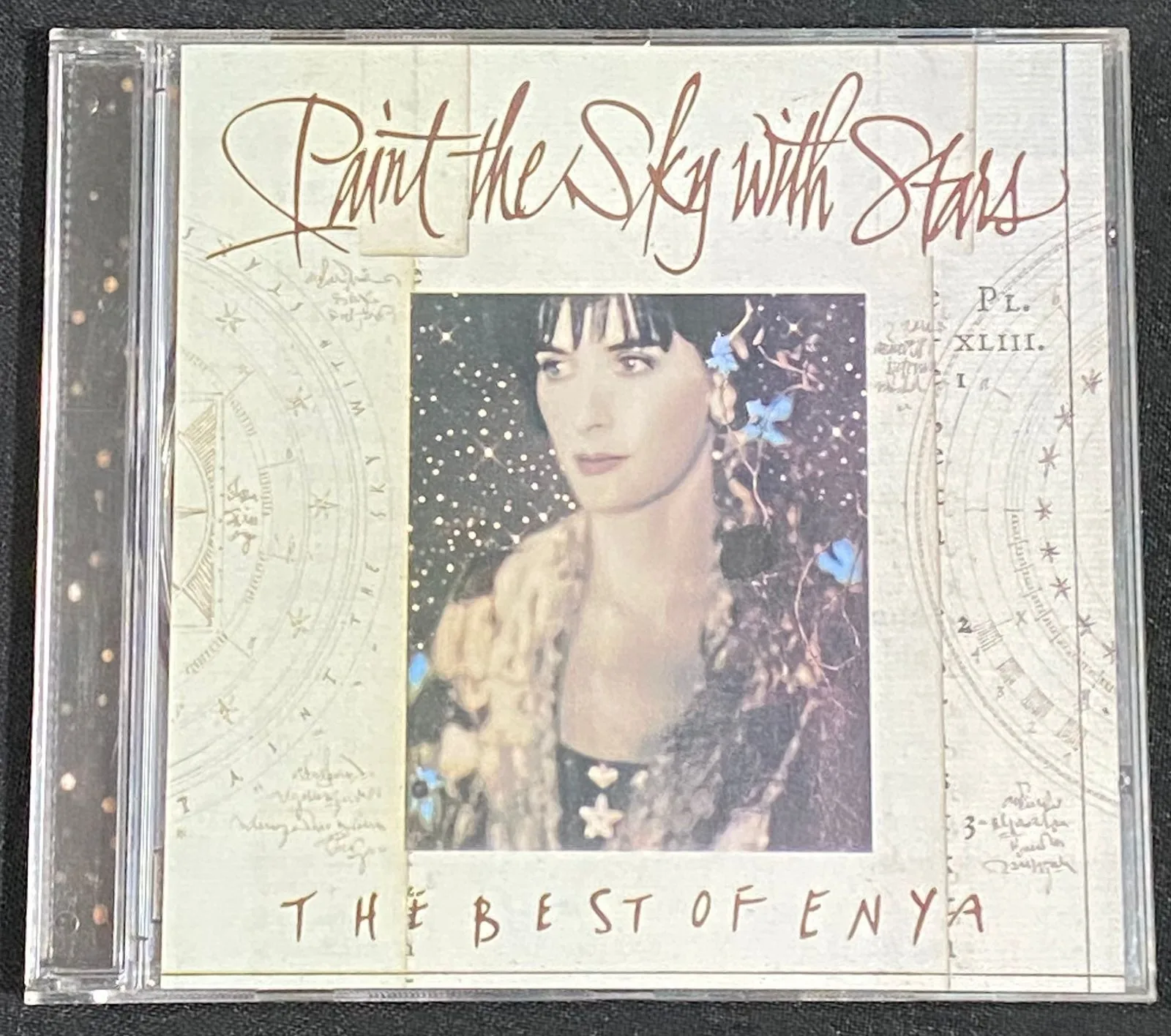 CD Enya - The Best Of Enya - Print The Sky With Stars