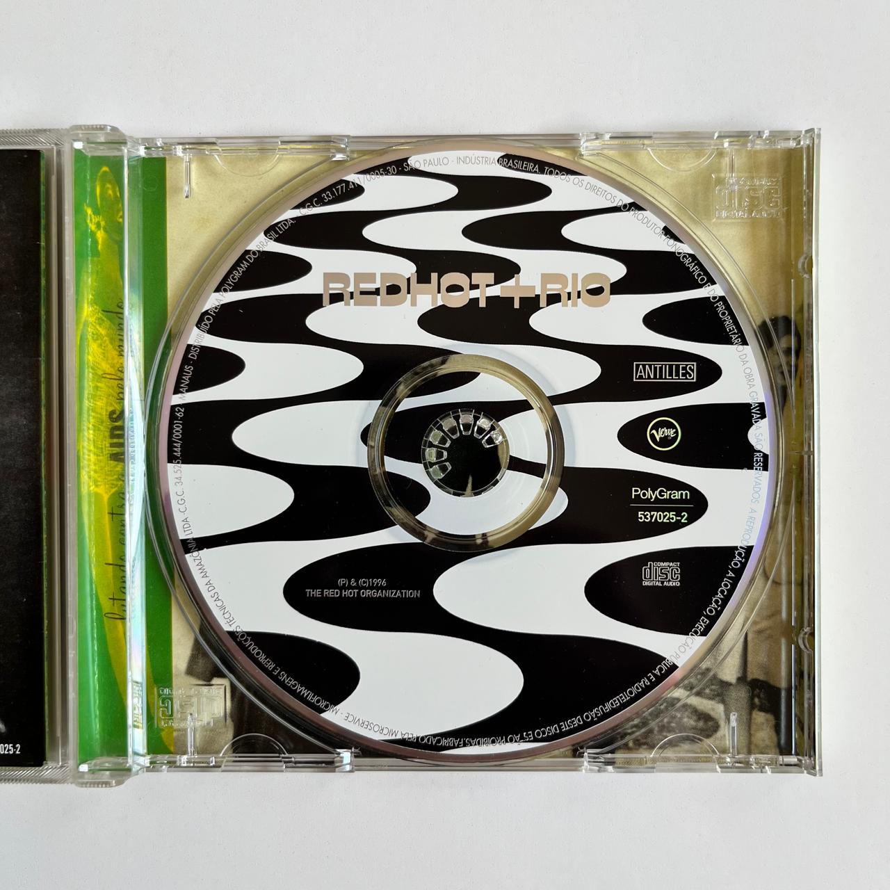 CD Red Hot + Rio - Imagem 3