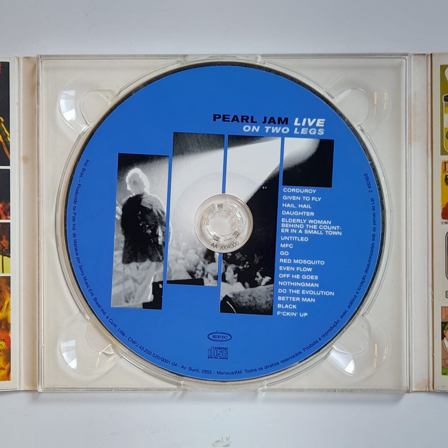 CD Pearl Jam – Live On Two Legs - Imagem 3