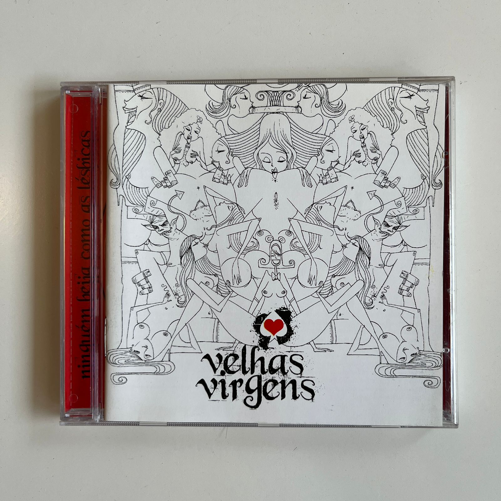 CD Velhas Virgens – Ninguém Beija Como As Lésbicas
