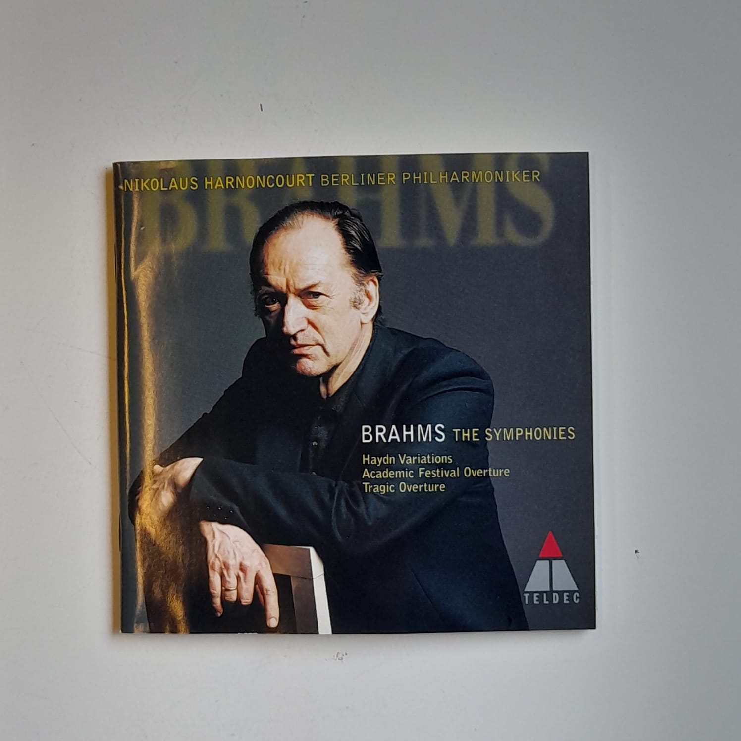 Box (3 CDs) Brahms - The Symphonies - Reg: Harnoncourt - Importado - Imagem 6