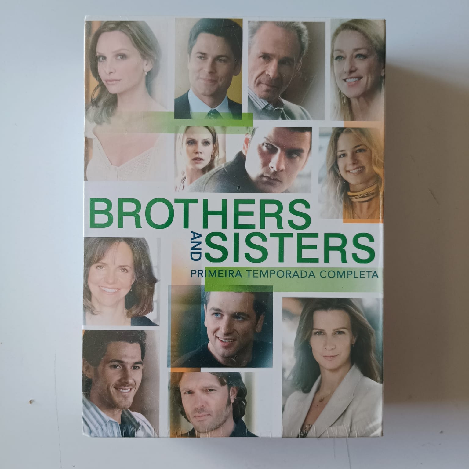 DVD Brothers and Sisters - Temporadas 1 a 4 - Lacrado