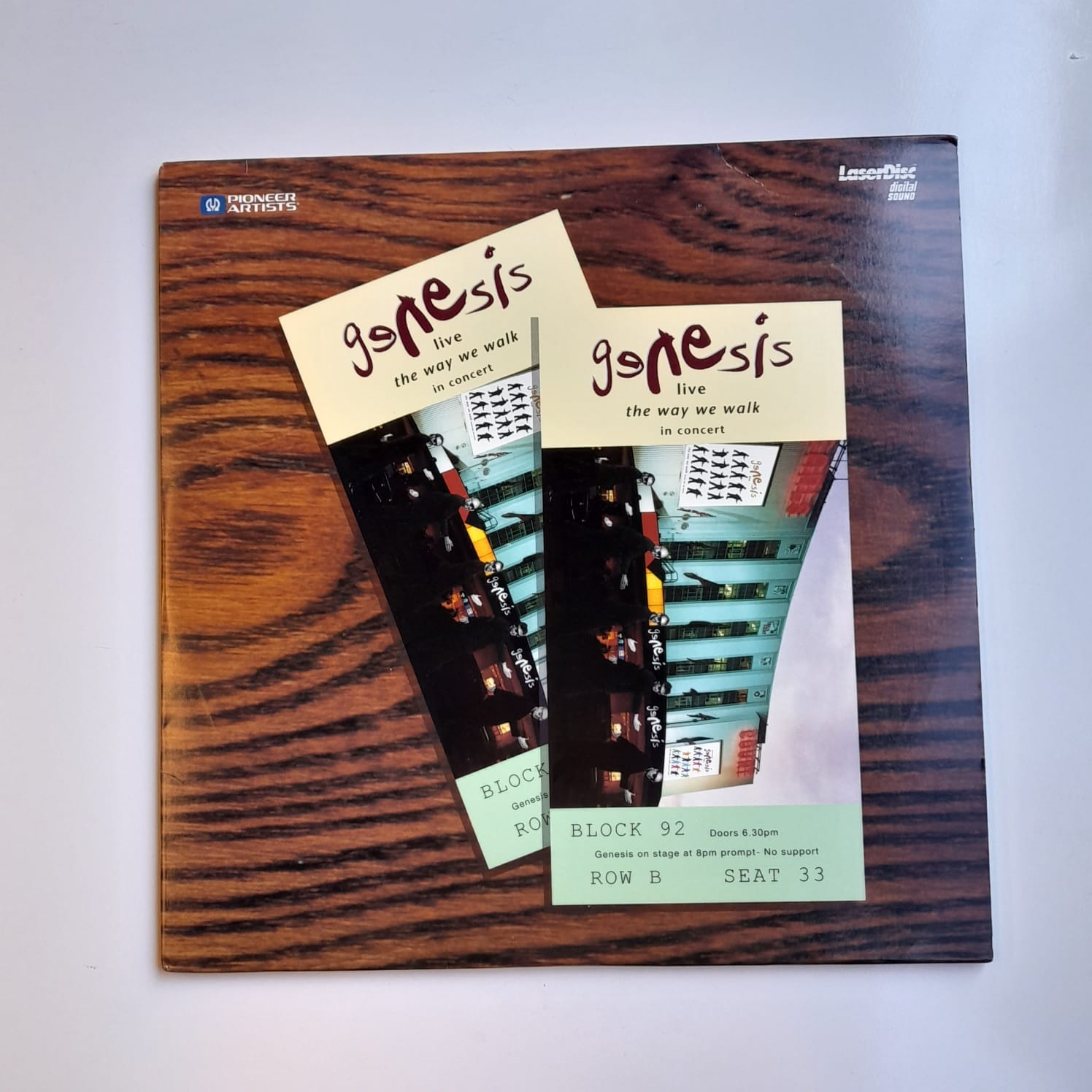 Laserdisc Genesis – Live - The Way We Walk In Concert - Duplo Importado