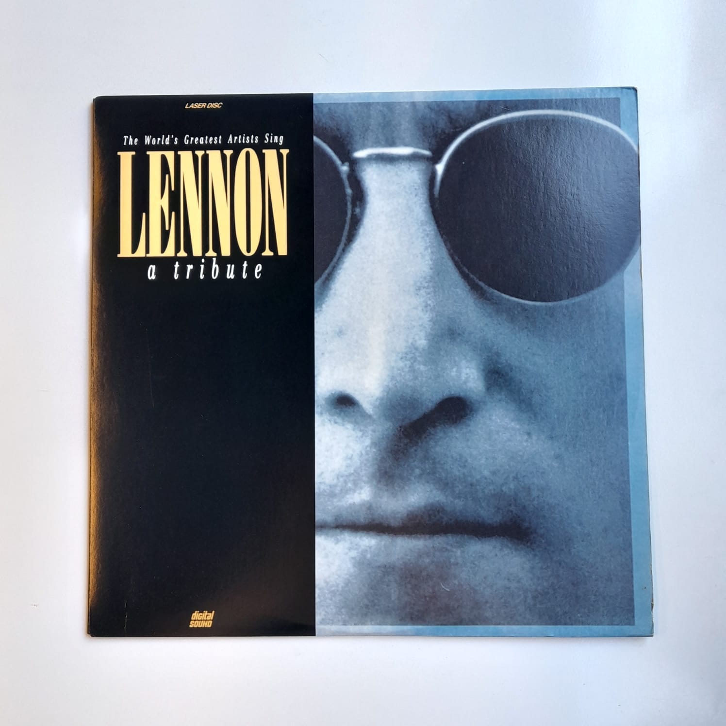 Laserdisc The World's Greatest Artists Sing Lennon - A Tribute - Importado
