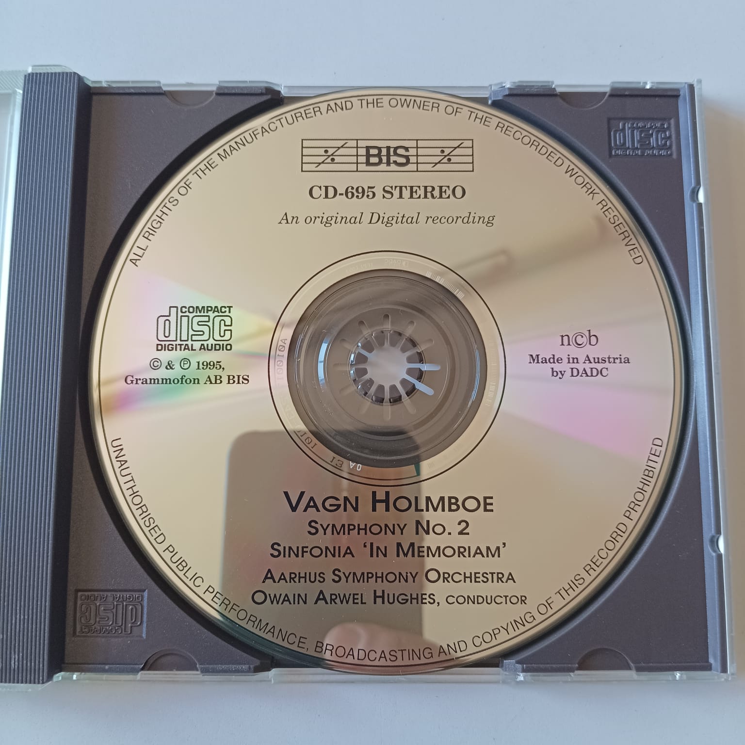 CD Holmboe - Symphony No.2 , Sinfonia "In Memoriam" - Reg: Owain Arwel Hughes - Importado - Imagem 3