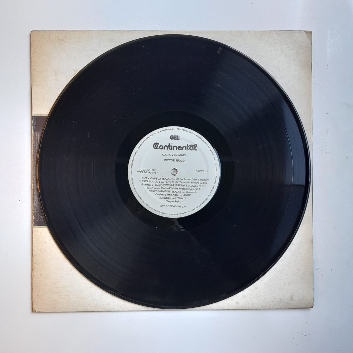 LP Victor Hugo – Cada Vez Mais - Imagem 3