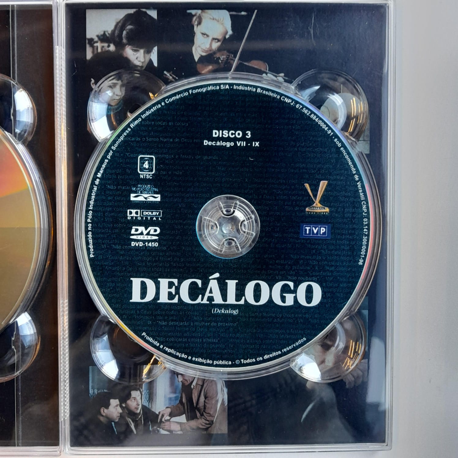 Box DVDs Decálogo - A Monumental Obra de Krzysztof Kieslowski (4 DVDs) - Imagem 3