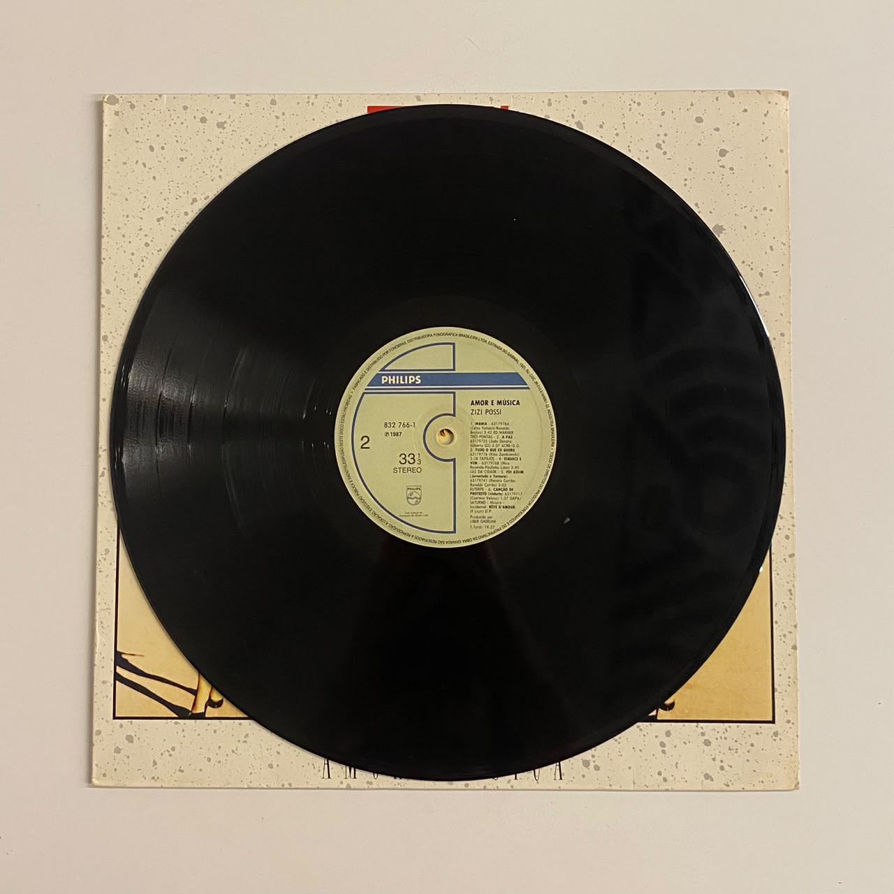 LP Zizi Possi – Amor & Música - Imagem 4