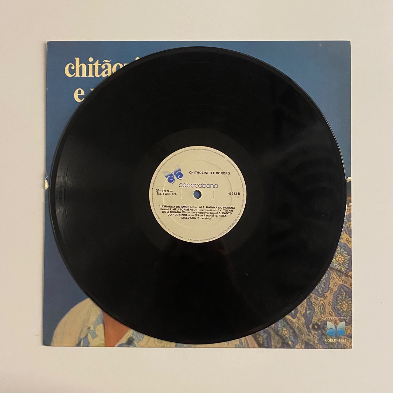 LP Chitãozinho & Xororó – Chitãozinho & Xororó (1972) - Imagem 3