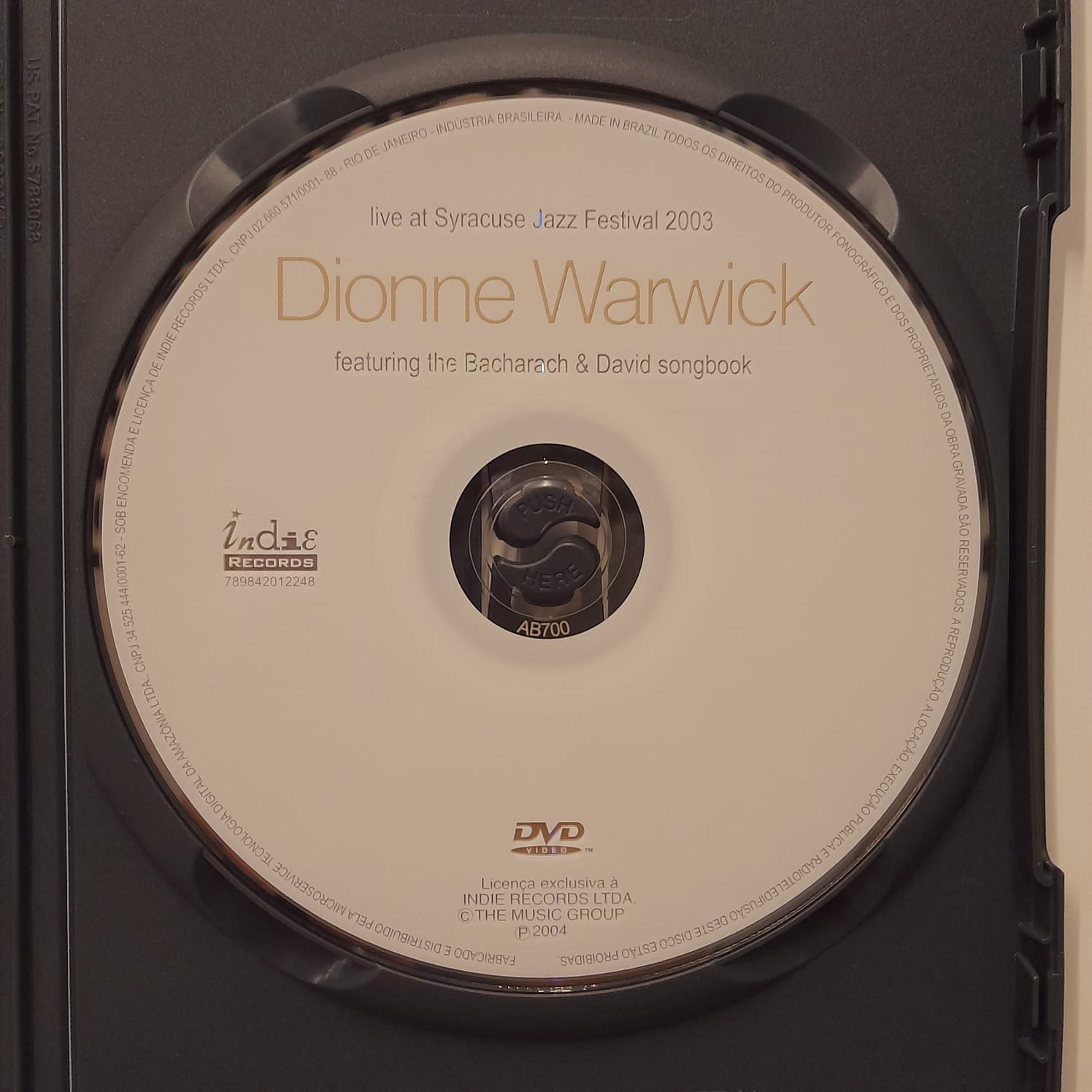 DVD Dionne Warwick – Live At Syracuse Jazz Festival 2003 - Imagem 3