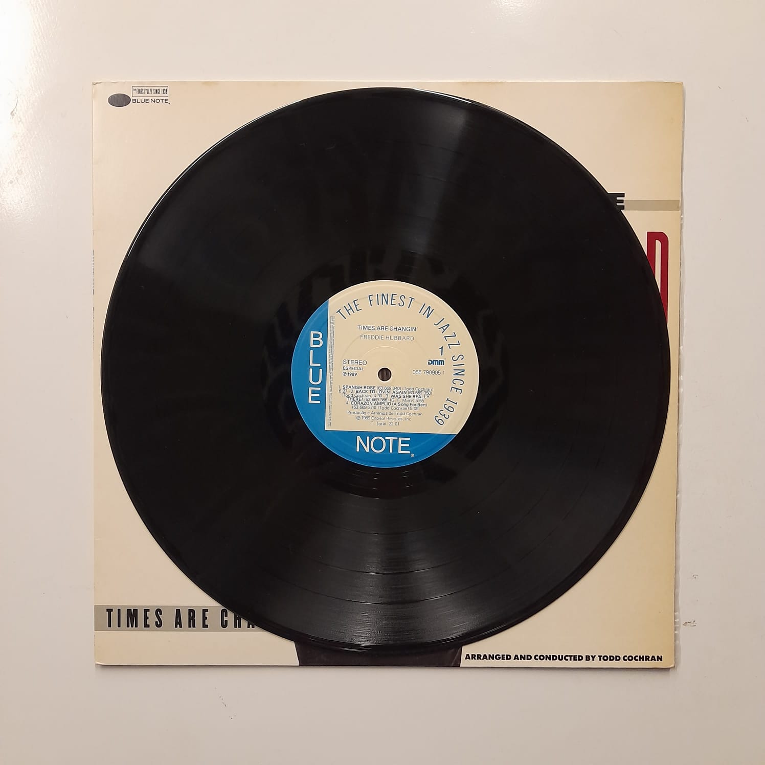 LP Freddie Hubbard – Times Are Changing - Imagem 3