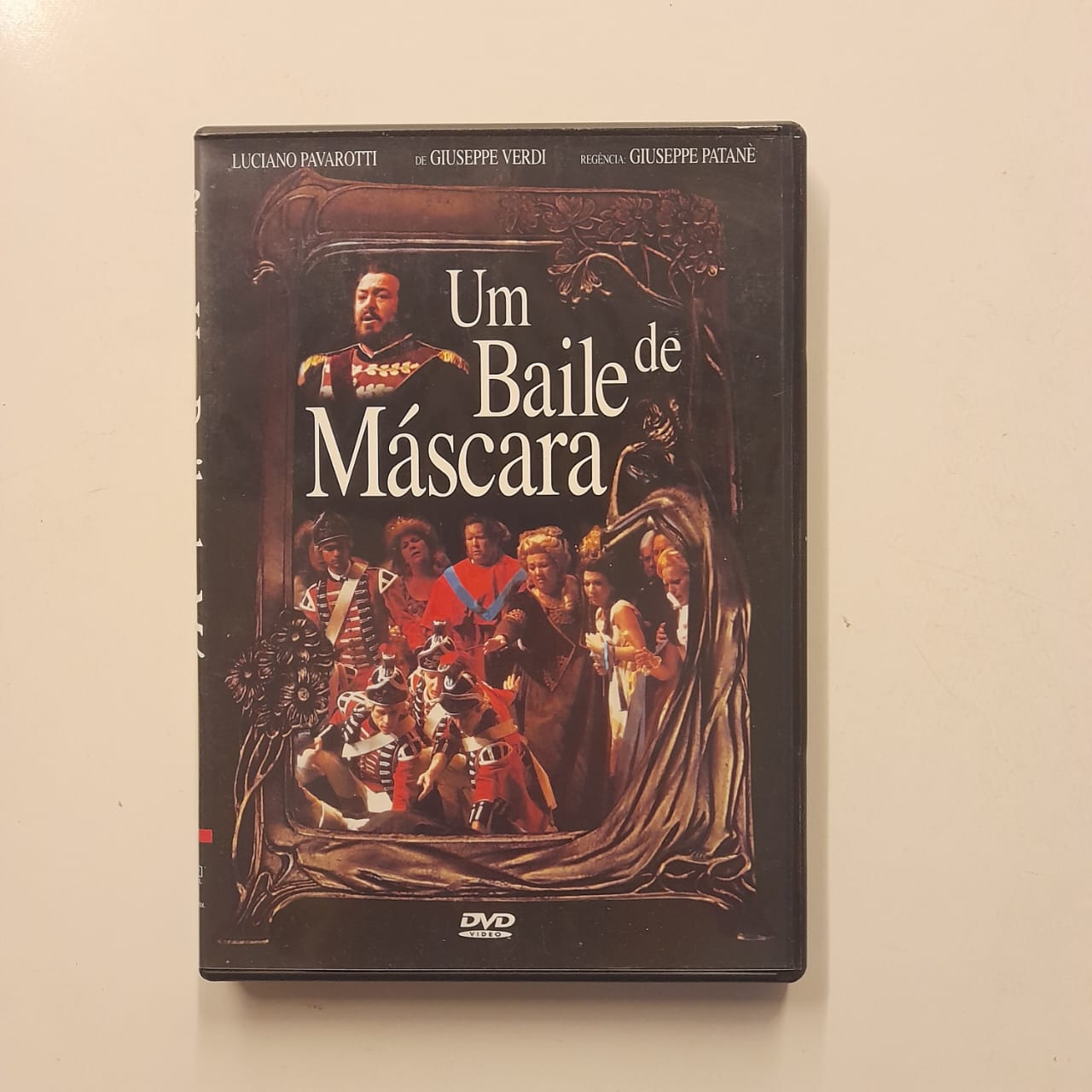 DVD Verdi - Um Baile de Máscara - Reg: Patané
