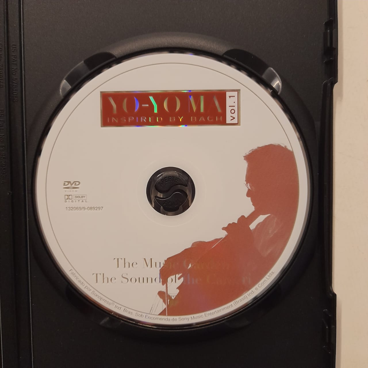 DVD Yo-Yo Ma - Inspired By Bach - The Music Garden / The Sound of the Carceri - Imagem 3