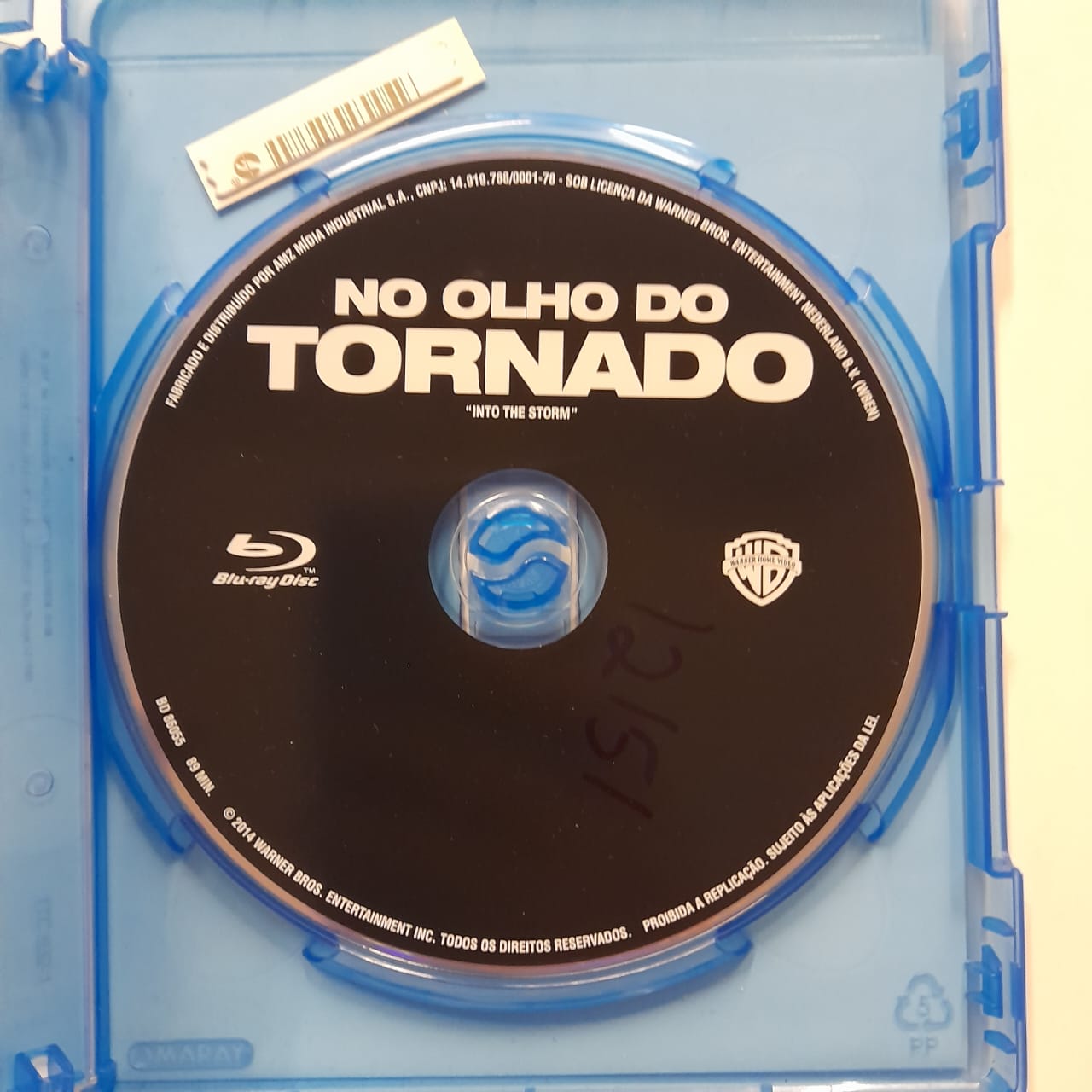 Blu-Ray No Olho do Tornado - Imagem 3